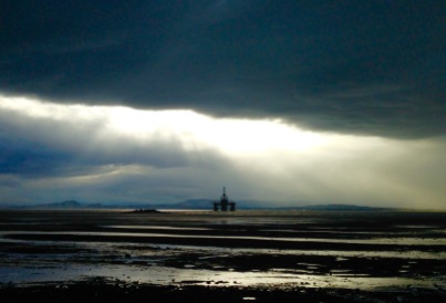 The Firth of Forth, oil rig.